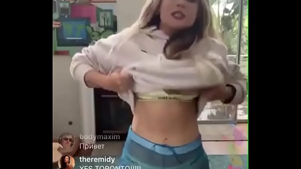 YOUTUBE STAR NIPPLE SLIP