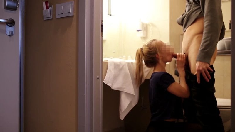 [#bangadultvideo] sharing girlfriend after college party she loves to suck friends cock